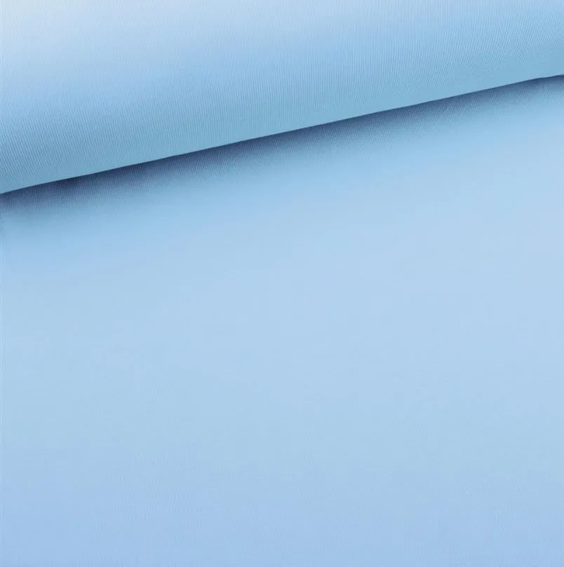 Blauwe boordstof van Eva Mouton